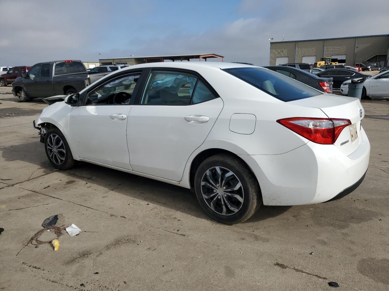 VIN 5YFBURHE5GP511558 2016 TOYOTA COROLLA no.2