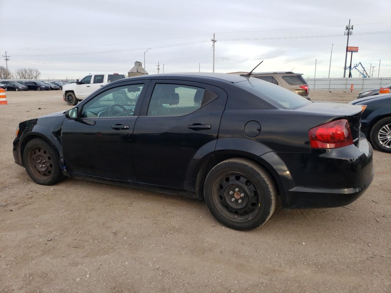 2013 Dodge Avenger - Image 2