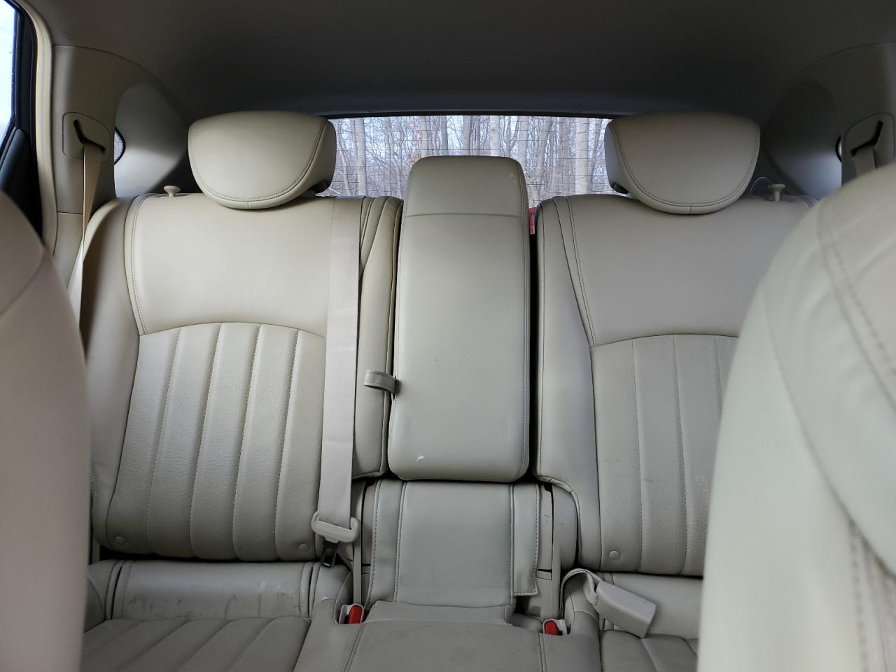 2017 Infiniti QX50 - Image 10
