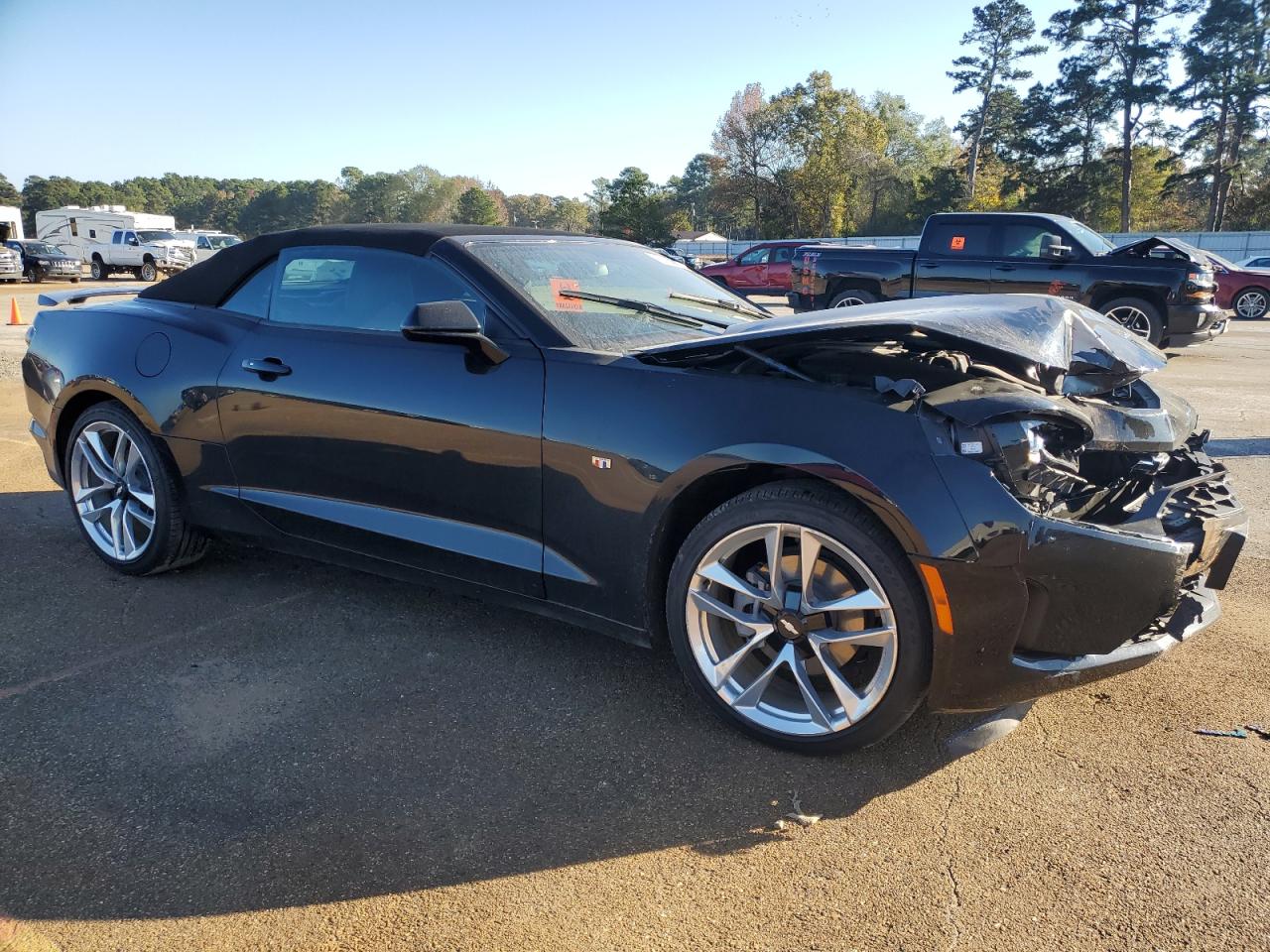 2023 Chevrolet Camaro - Image 4