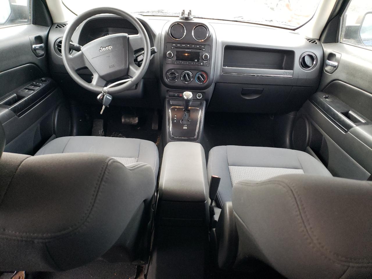 2009 Jeep Liberty (Patriot) - Image 8