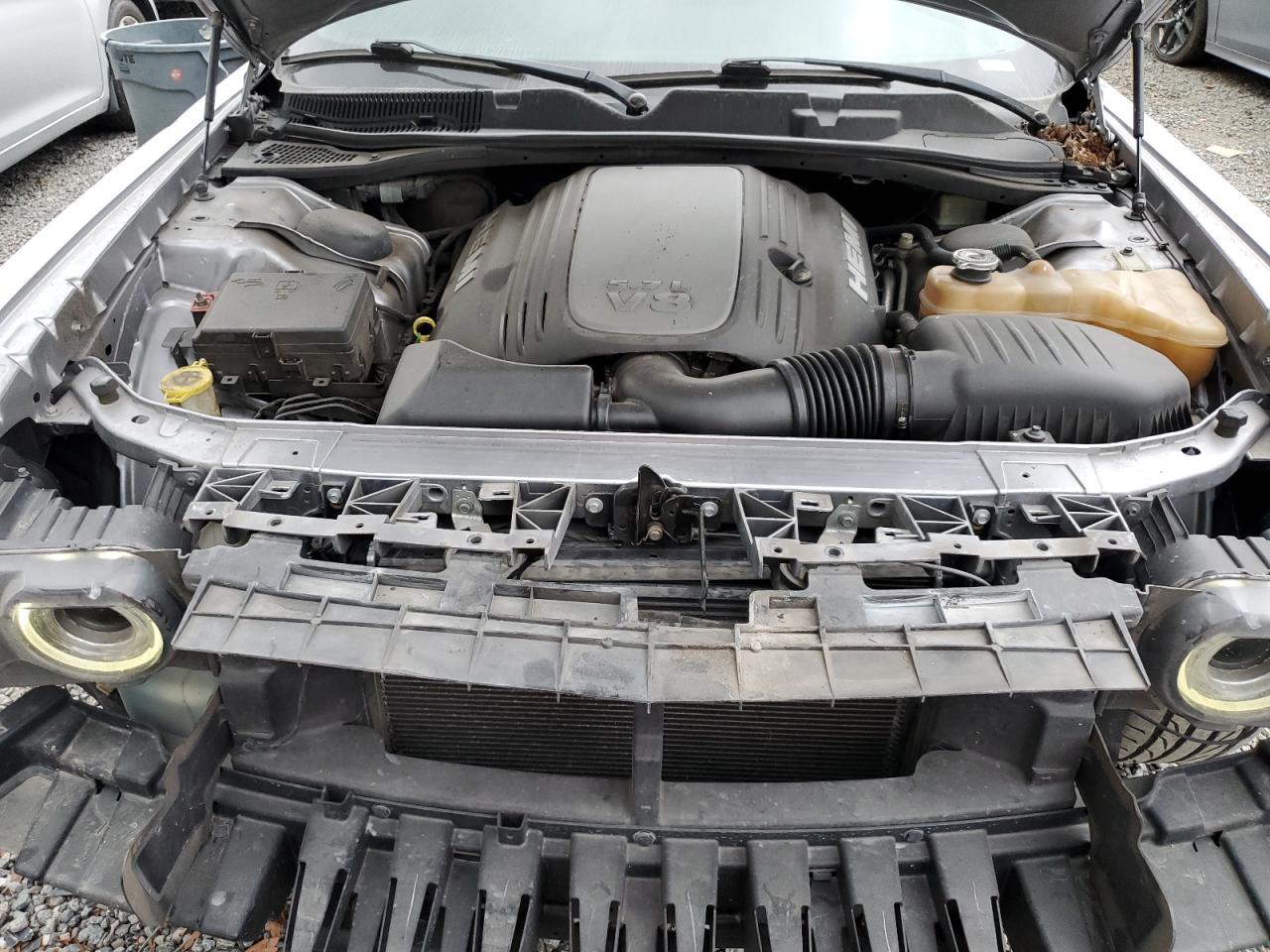 2016 Dodge Challenger - Image 11