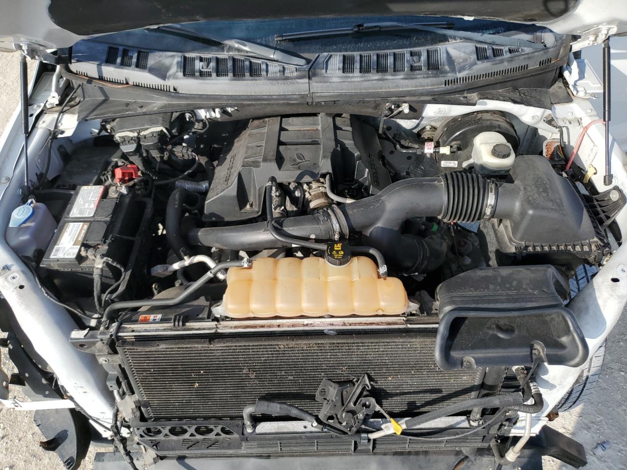 2015 Ford F-150 - Image 11