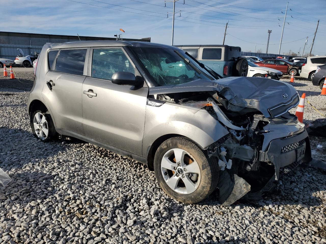 VIN KNDJN2A26K7682569 2019 KIA SOUL no.4