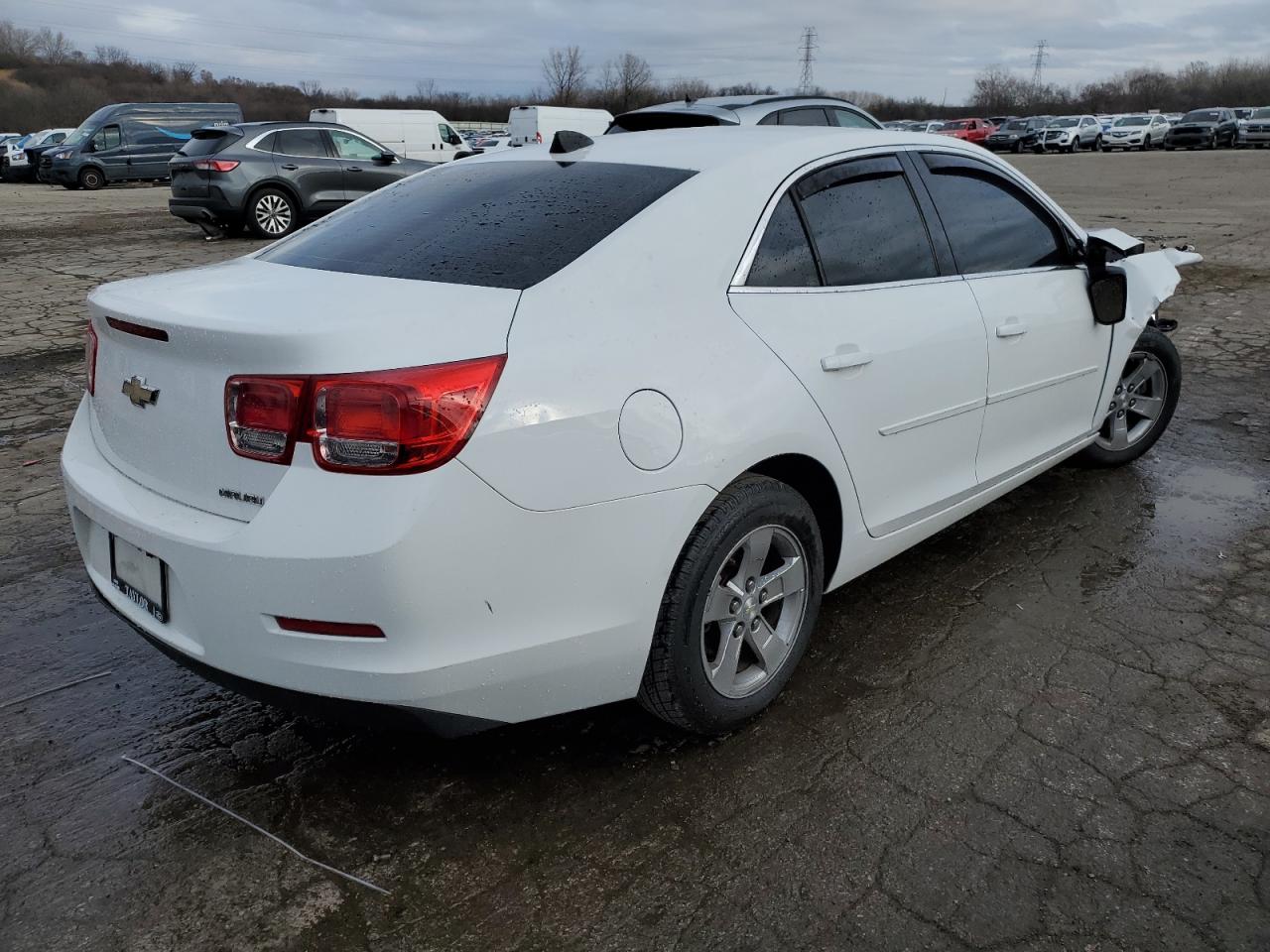 VIN 1G11B5SA5DF184431 2013 CHEVROLET MALIBU no.3