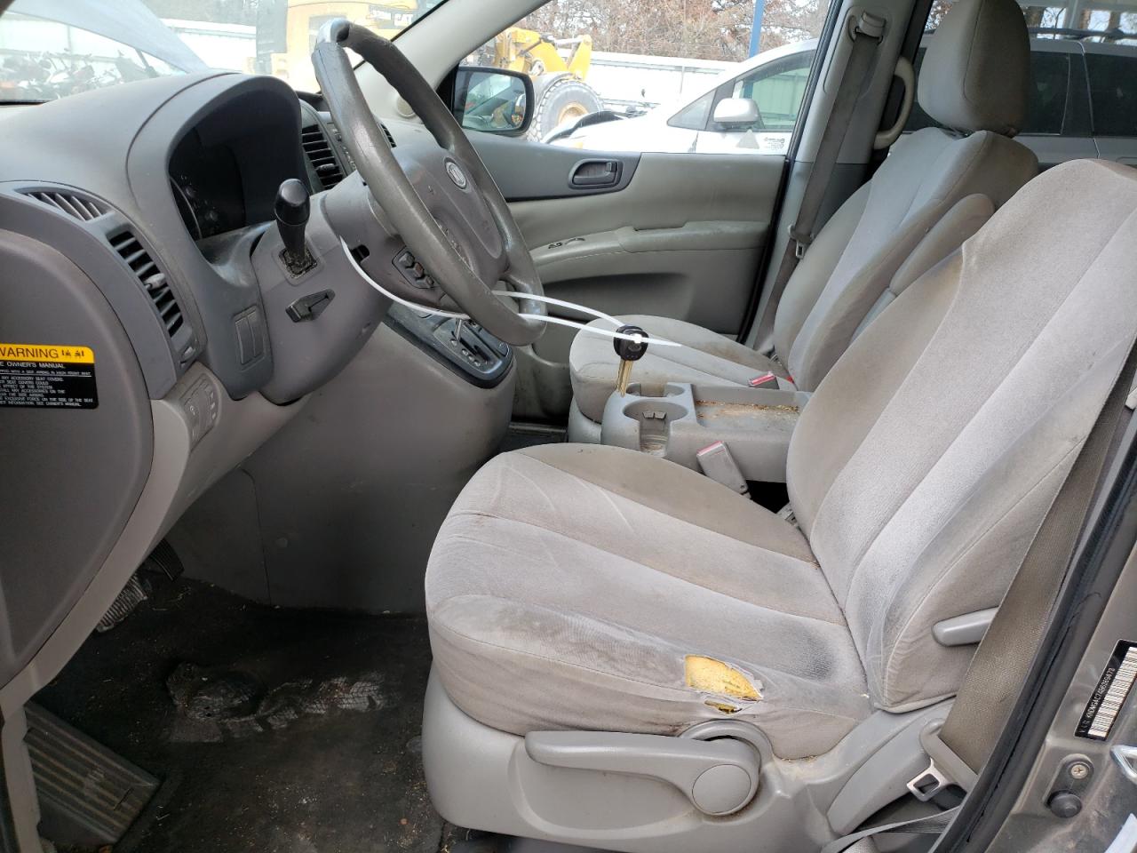 2011 Kia Sedona - Image 7