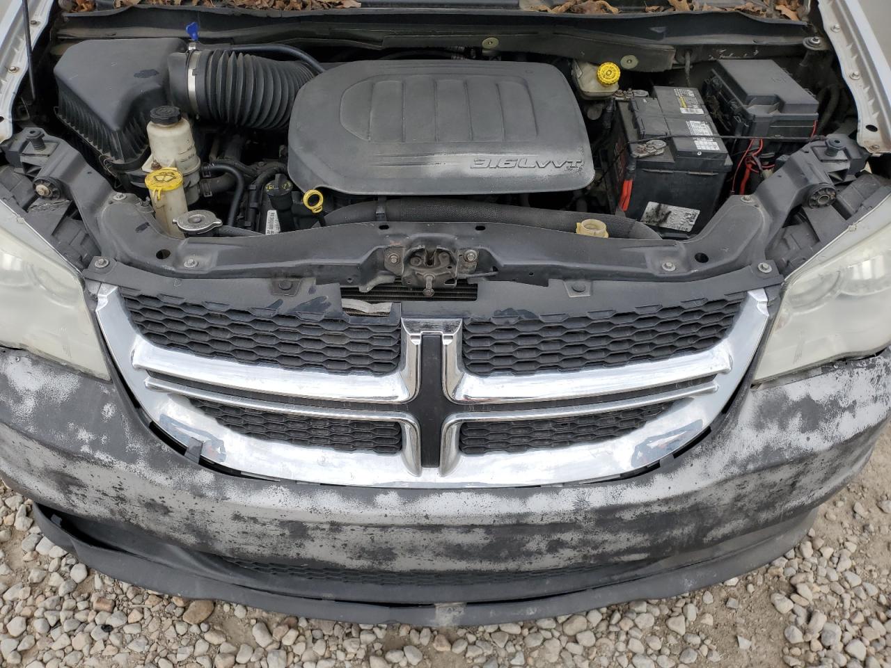 2012 Dodge Caravan - Image 12