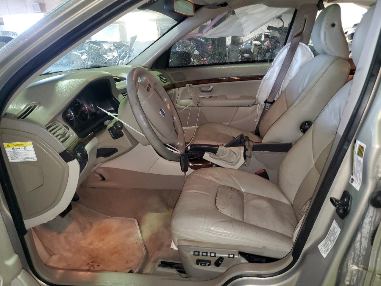 2005 Volvo S80 - Image 7