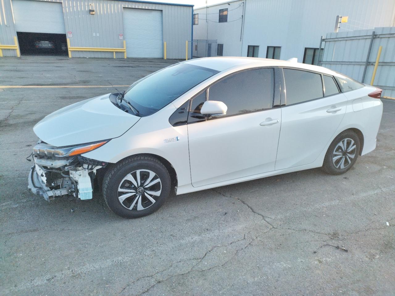 2017 TOYOTA PRIUS