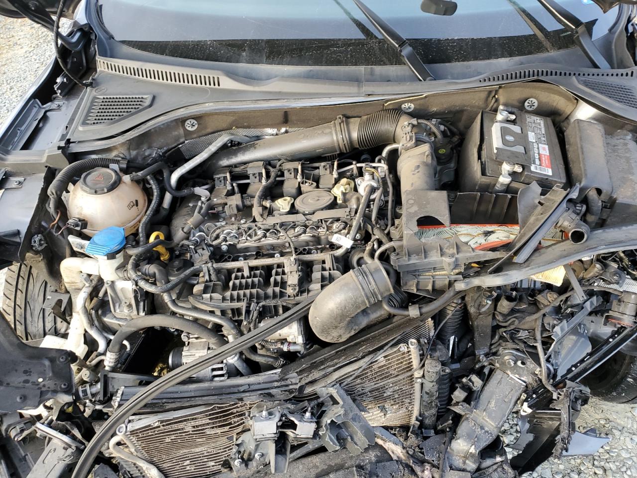 2020 Volkswagen Passat - Image 12