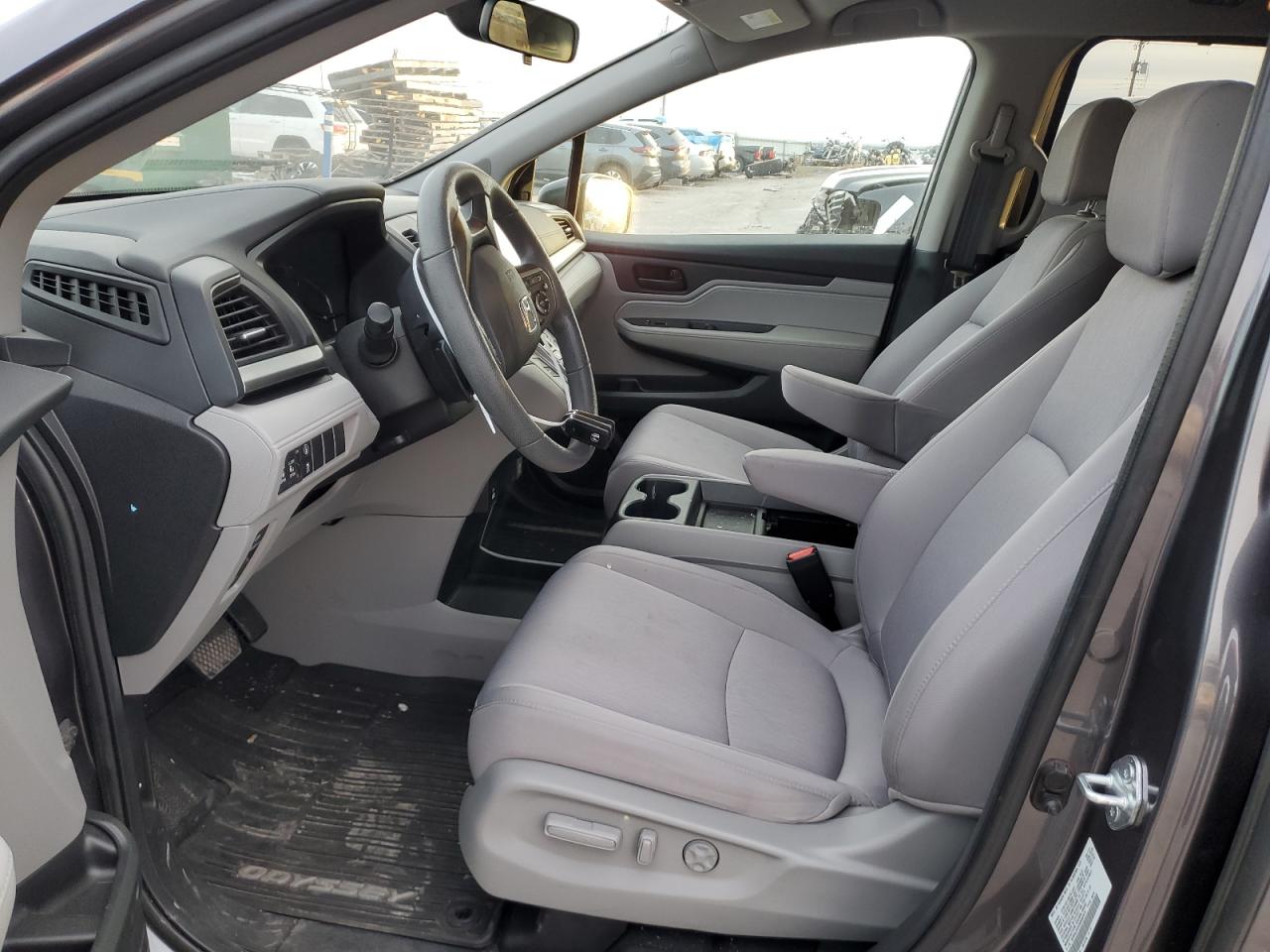 2022 Honda Odyssey - Image 7