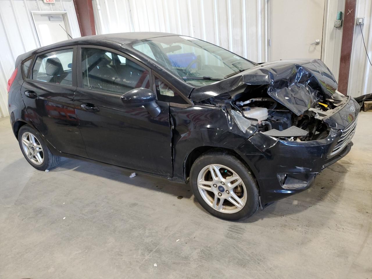 VIN 3FADP4EJ8JM115732 2018 FORD FIESTA no.4