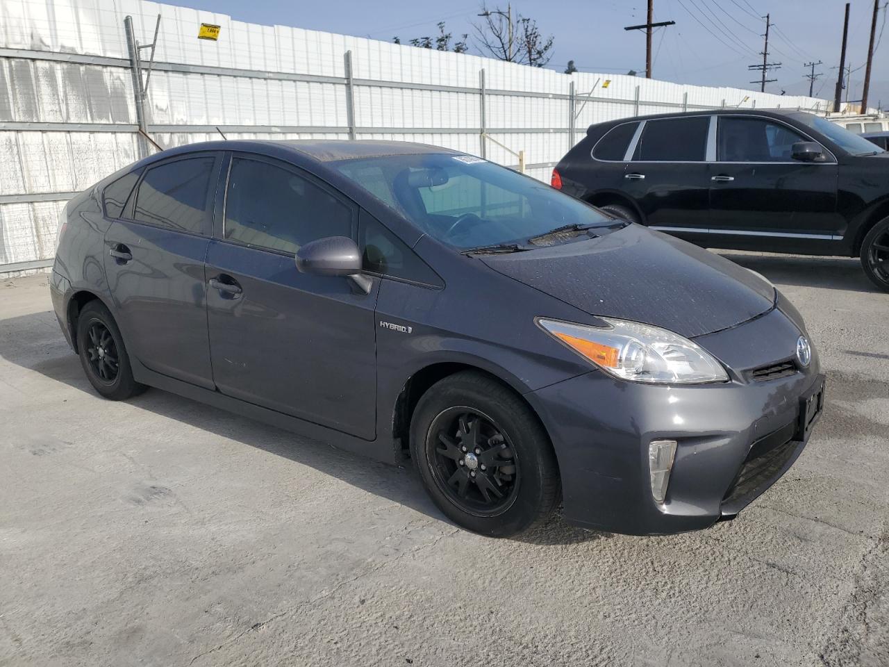 VIN JTDKN3DU6E1772108 2014 TOYOTA PRIUS no.4