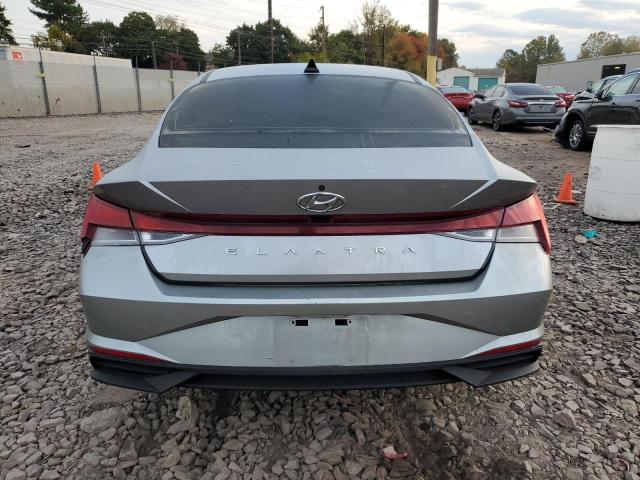  HYUNDAI ELANTRA 2021 Srebrny