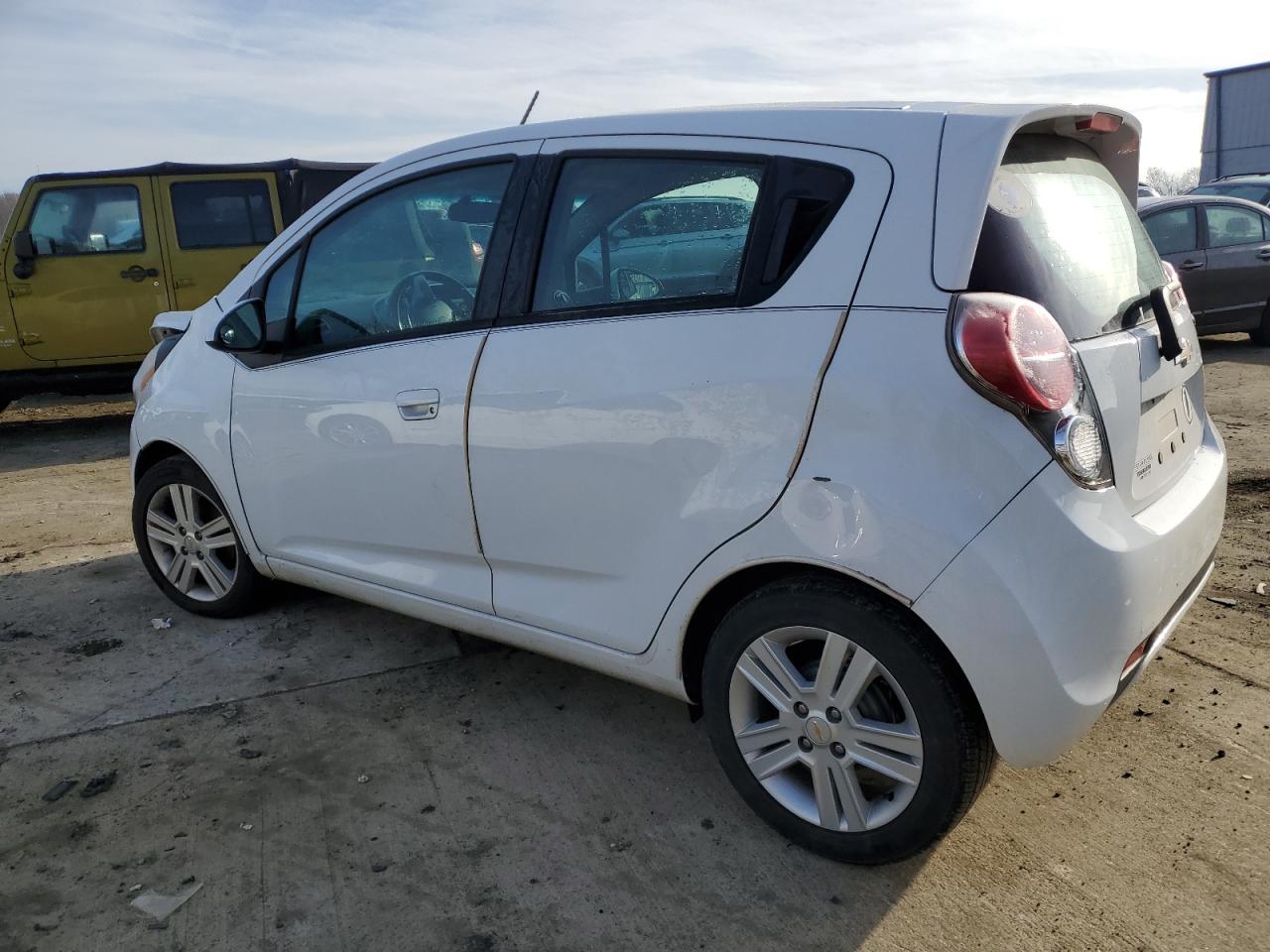 VIN KL8CD6S98EC499600 2014 CHEVROLET SPARK no.2