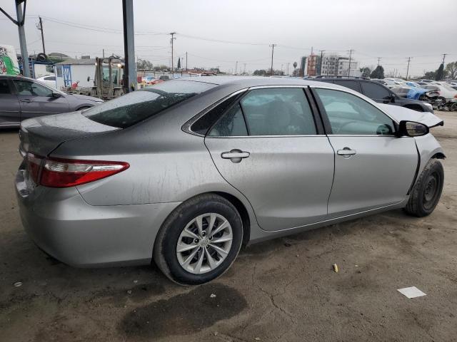  TOYOTA CAMRY 2015 Серебристый