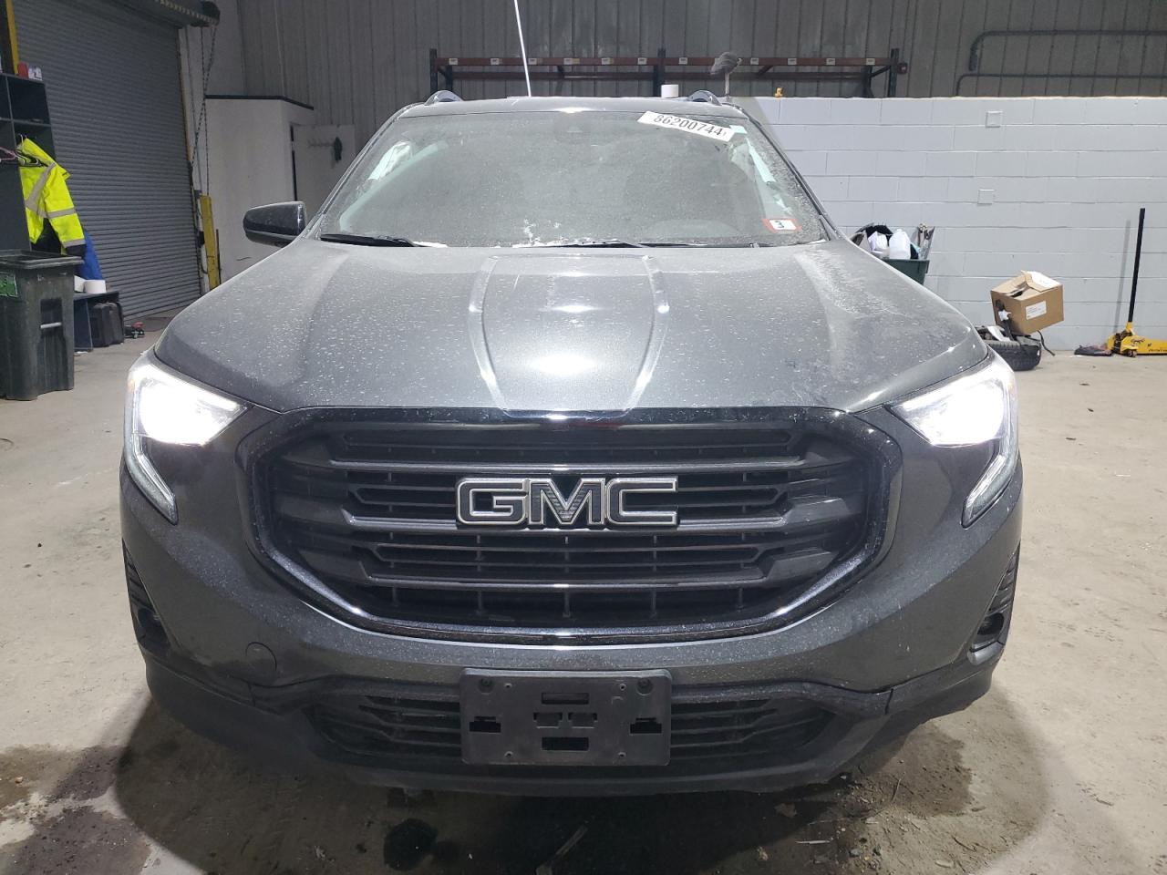 2021 GMC Terrain - Image 5