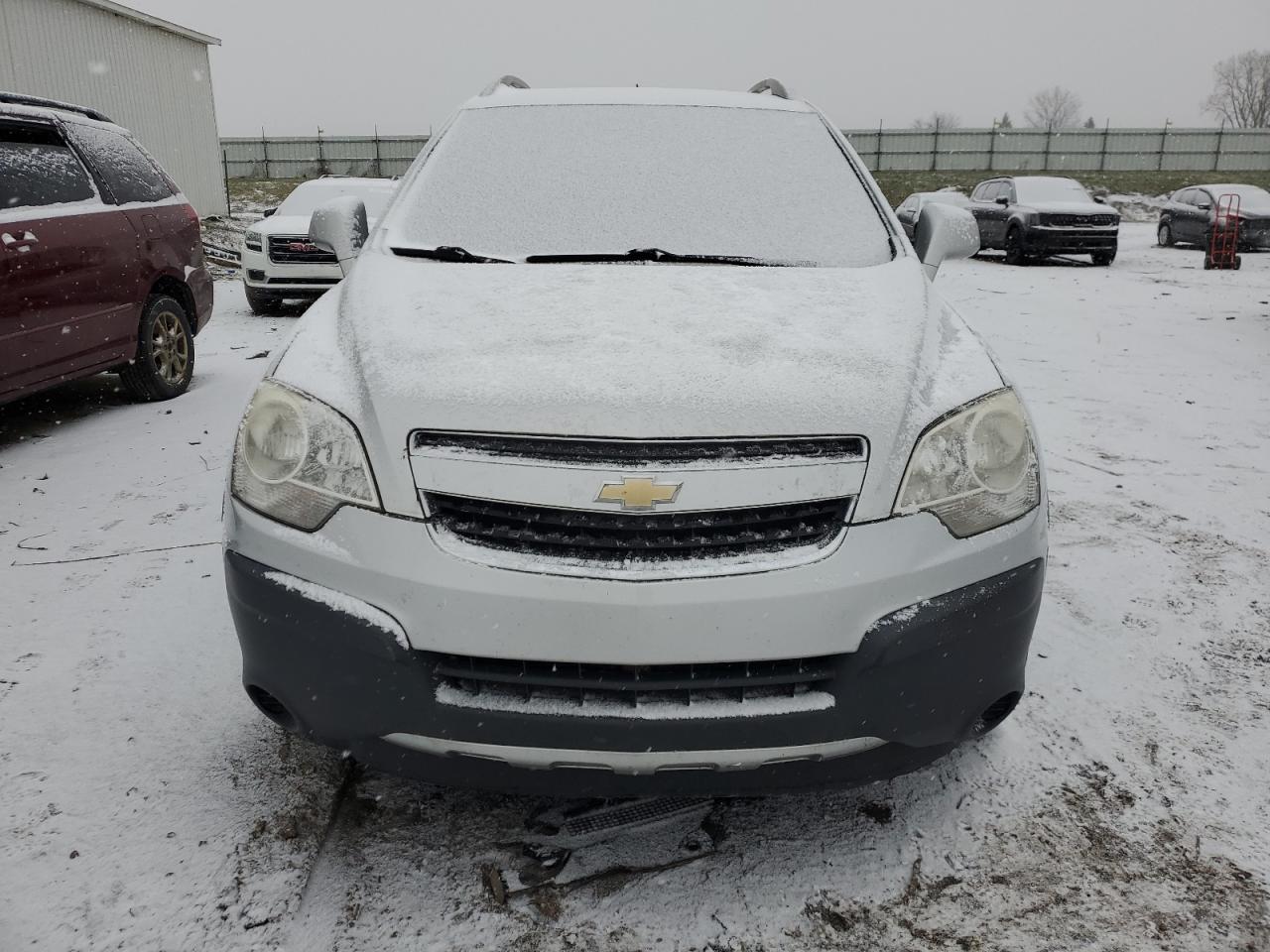 VIN 3GNAL1EK5ES640515 2014 CHEVROLET CAPTIVA no.5