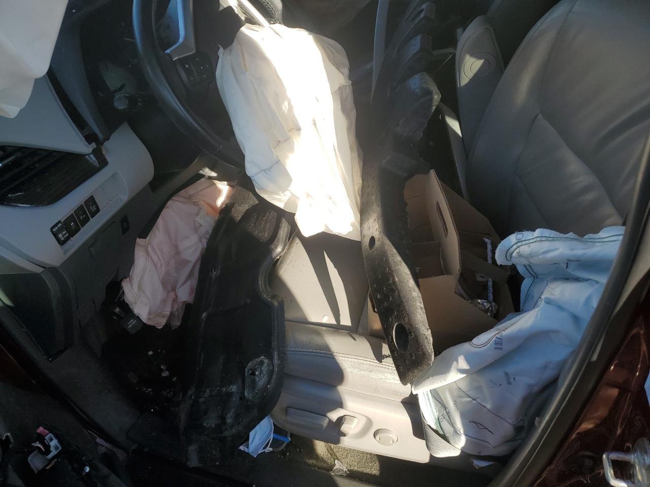 2015 Toyota Sienna - Image 7