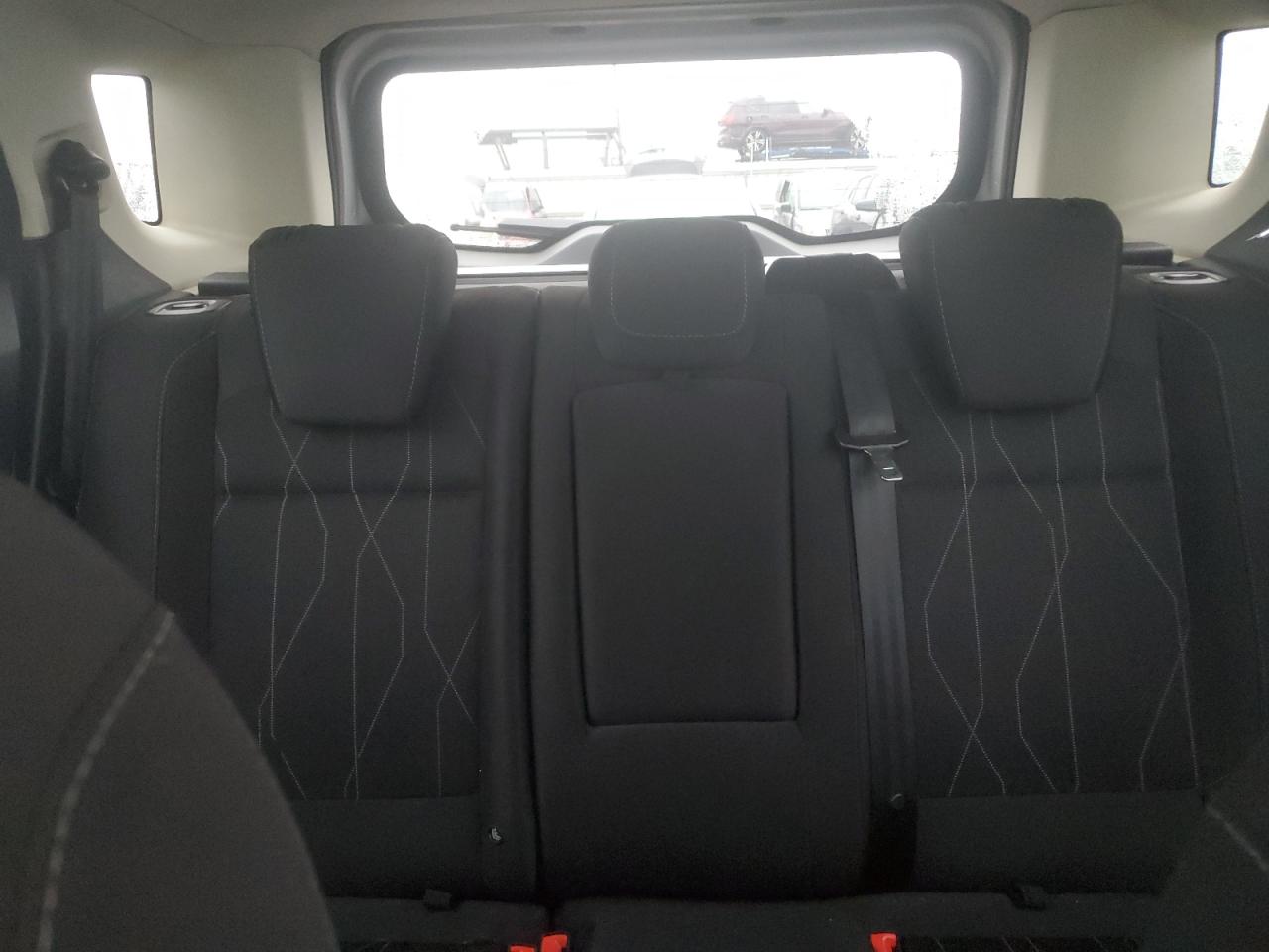 2018 Ford EcoSport - Image 10