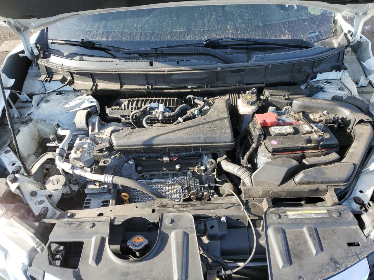 2017 Nissan Rogue - Image 13