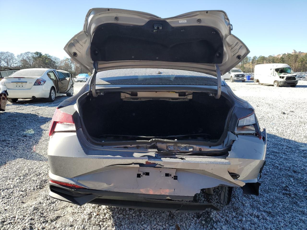 2021 Hyundai Elantra - Image 6