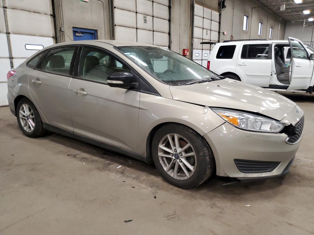 VIN 1FADP3F21FL368997 2015 FORD FOCUS no.4