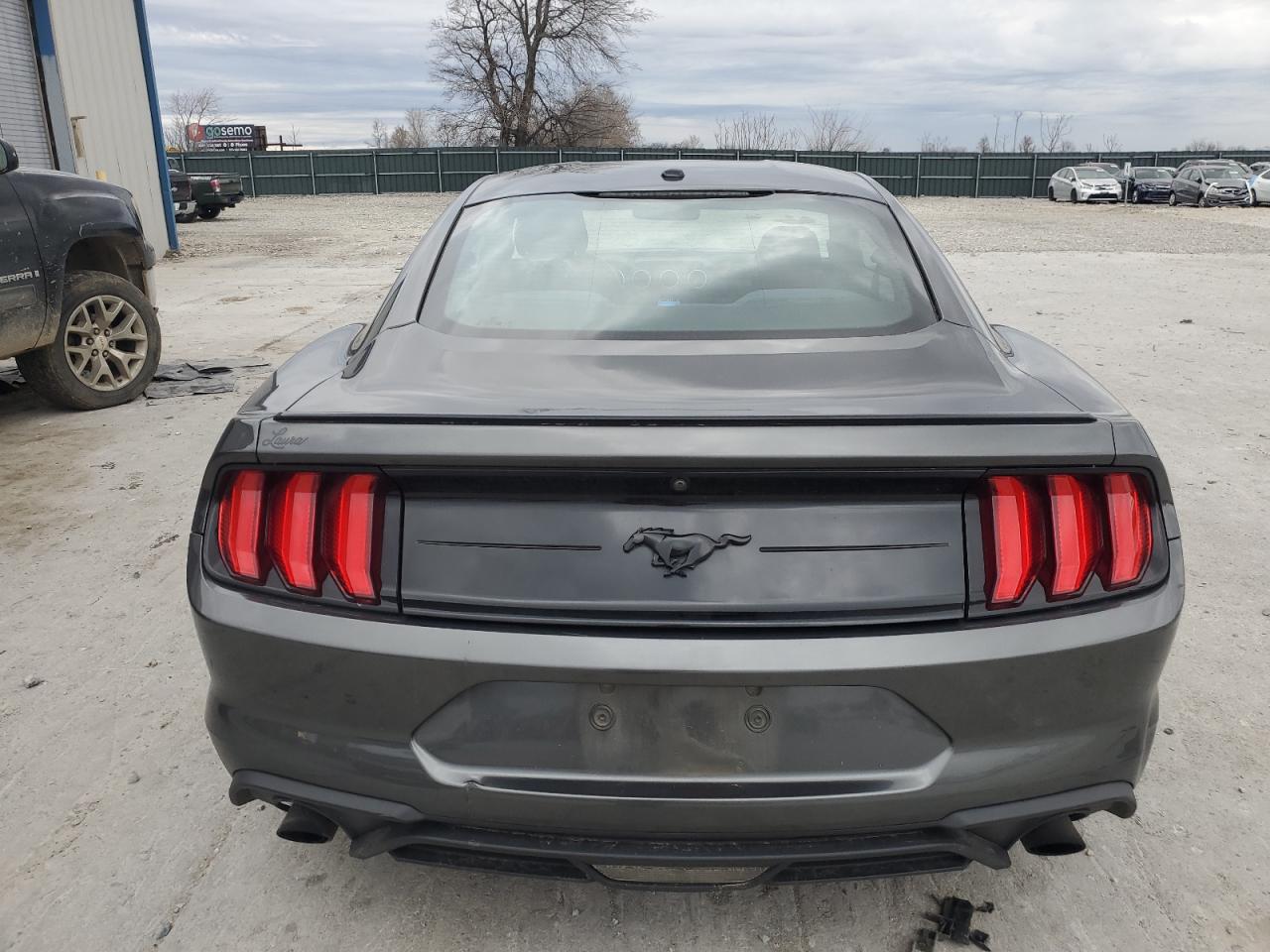 2020 Ford Mustang - Image 6