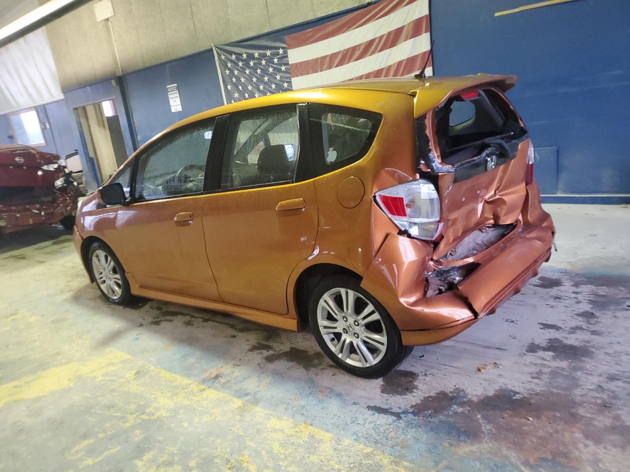 2011 Honda Fit - Image 2