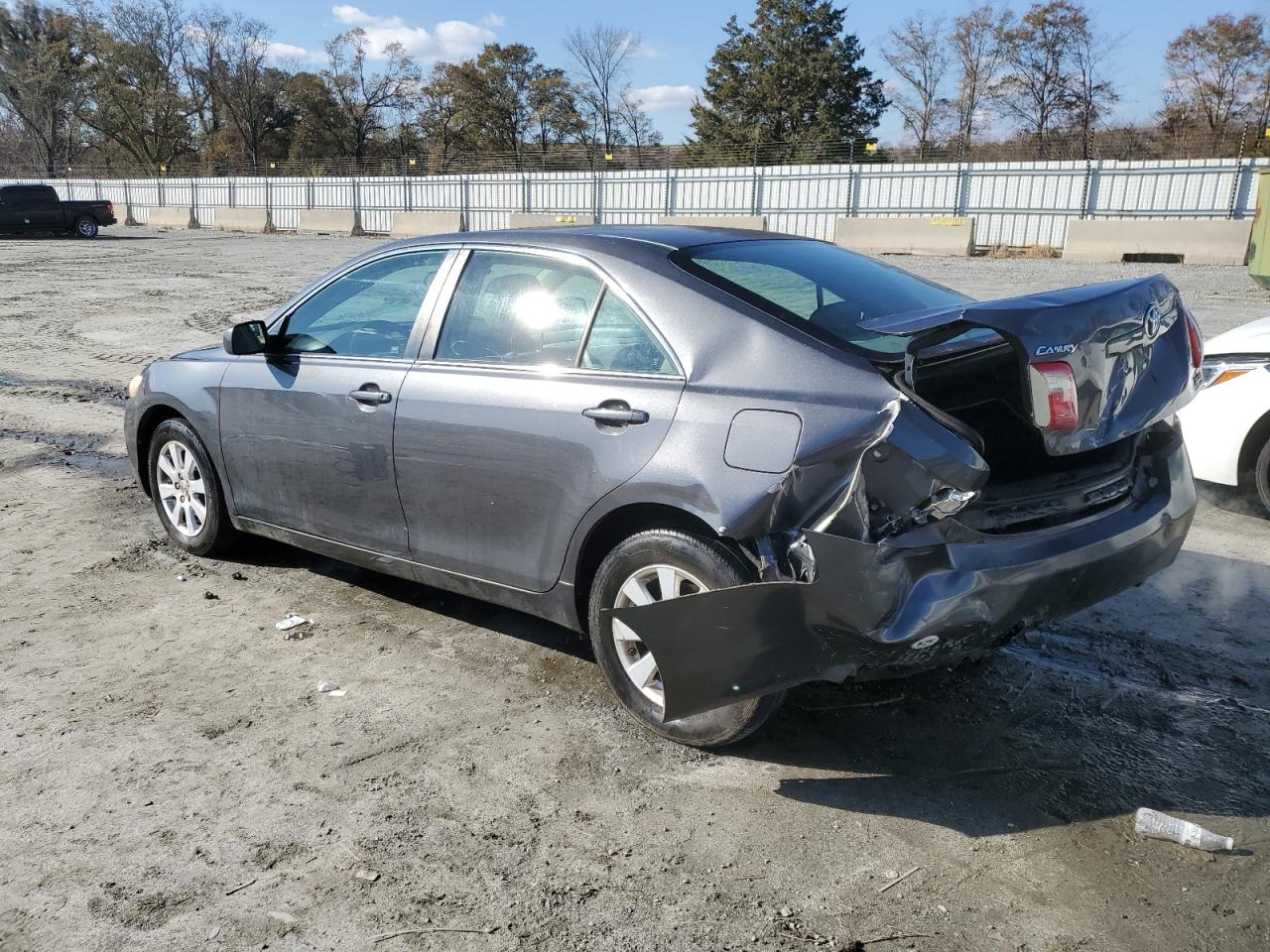 2009 Toyota Camry - Image 2
