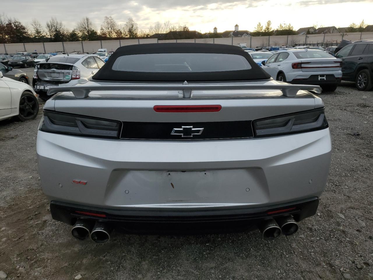 2017 Chevrolet Camaro - Image 6
