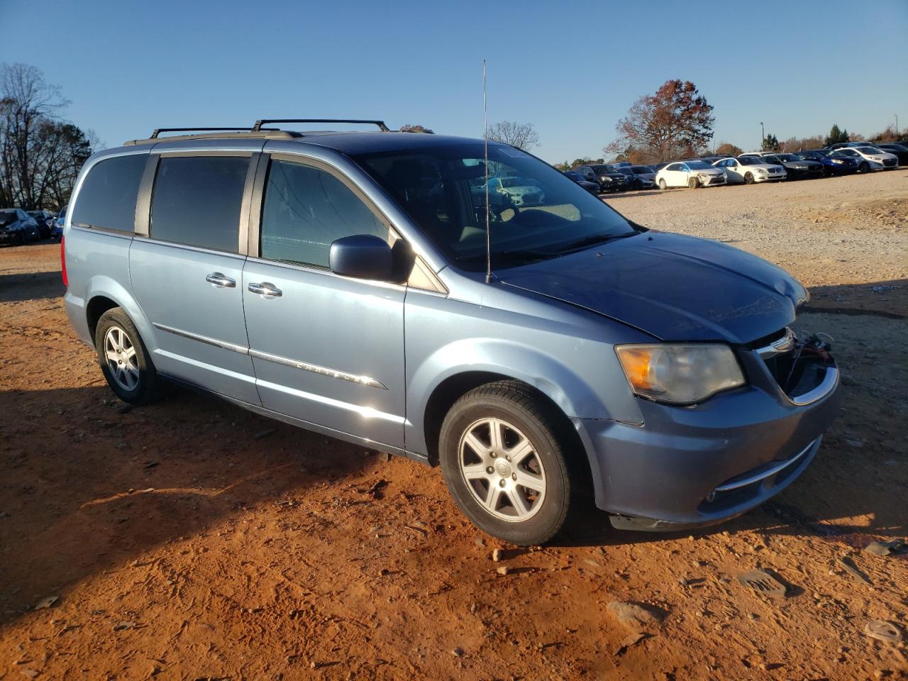 2011 Chrysler Town & Country - Image 4