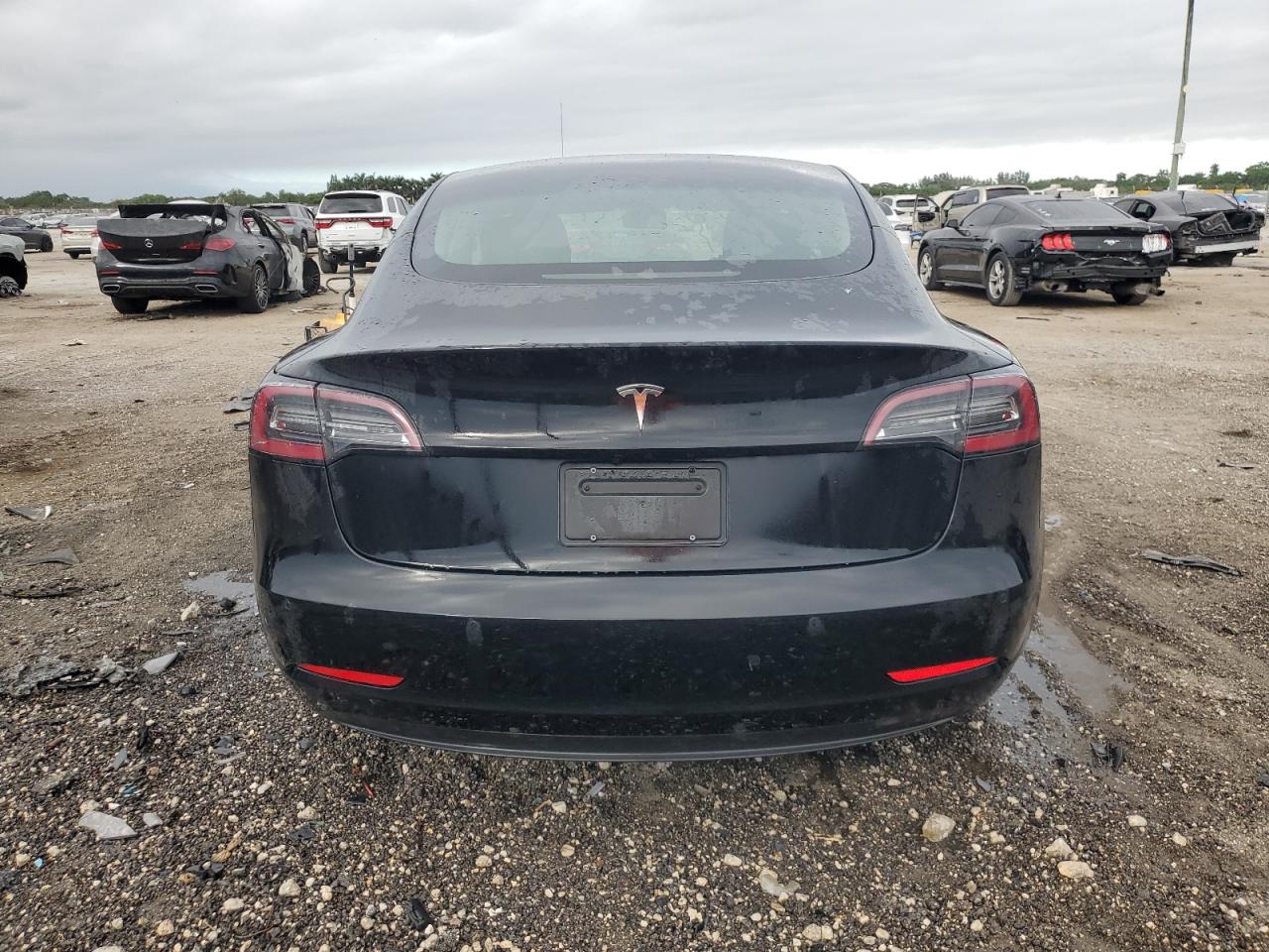 2022 Tesla Model 3 VIN: 5YJ3E1EA7NF372398 Lot: 84063364