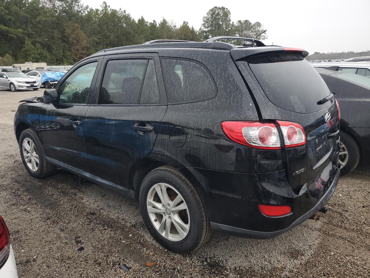 2011 Hyundai Santa Fe - Image 2
