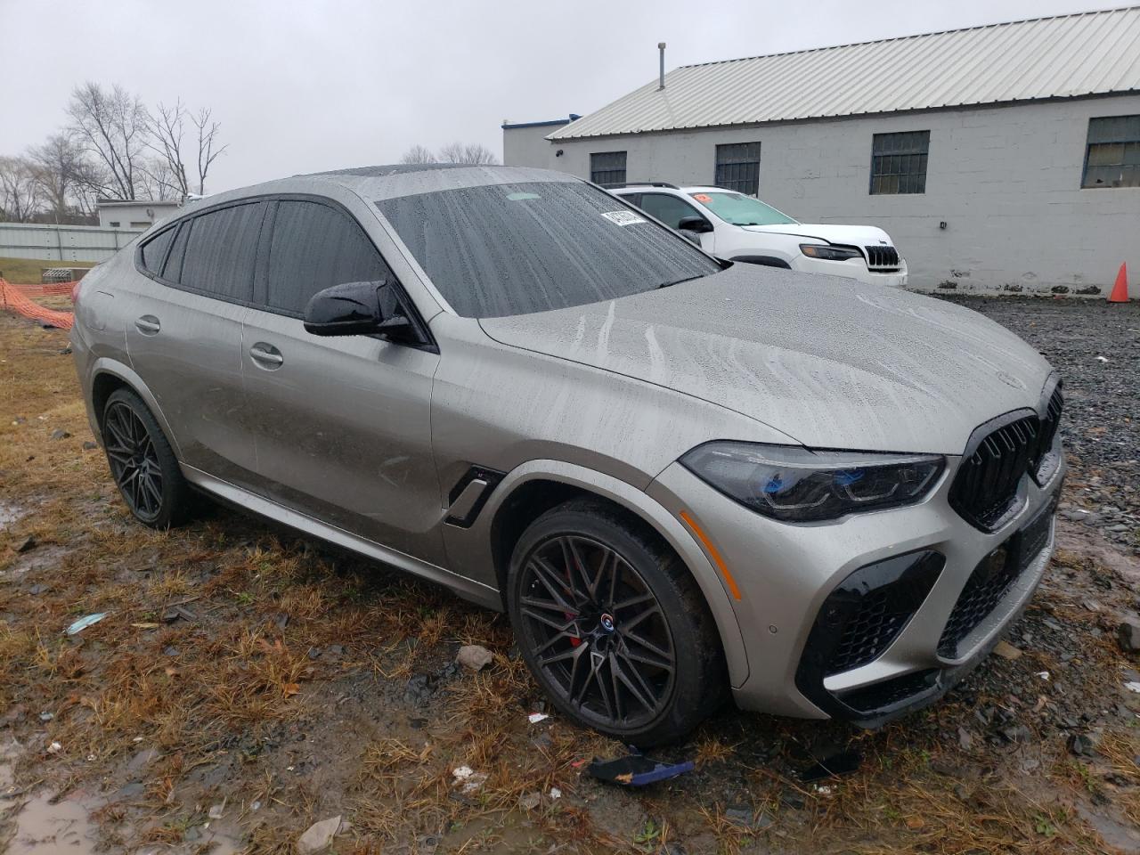 VIN 5YMCY0C05N9N43128 2022 BMW X6 no.4