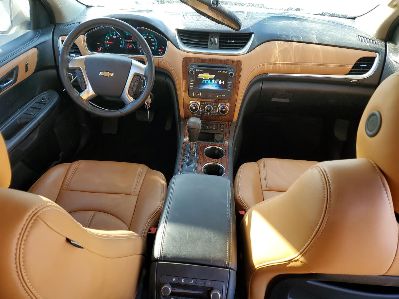 2014 Chevrolet Traverse - Image 8