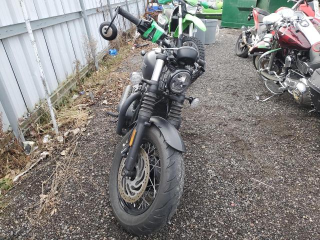 2019 TRIUMPH MOTORCYCLE BONNEVILLE BOBBER BLACK