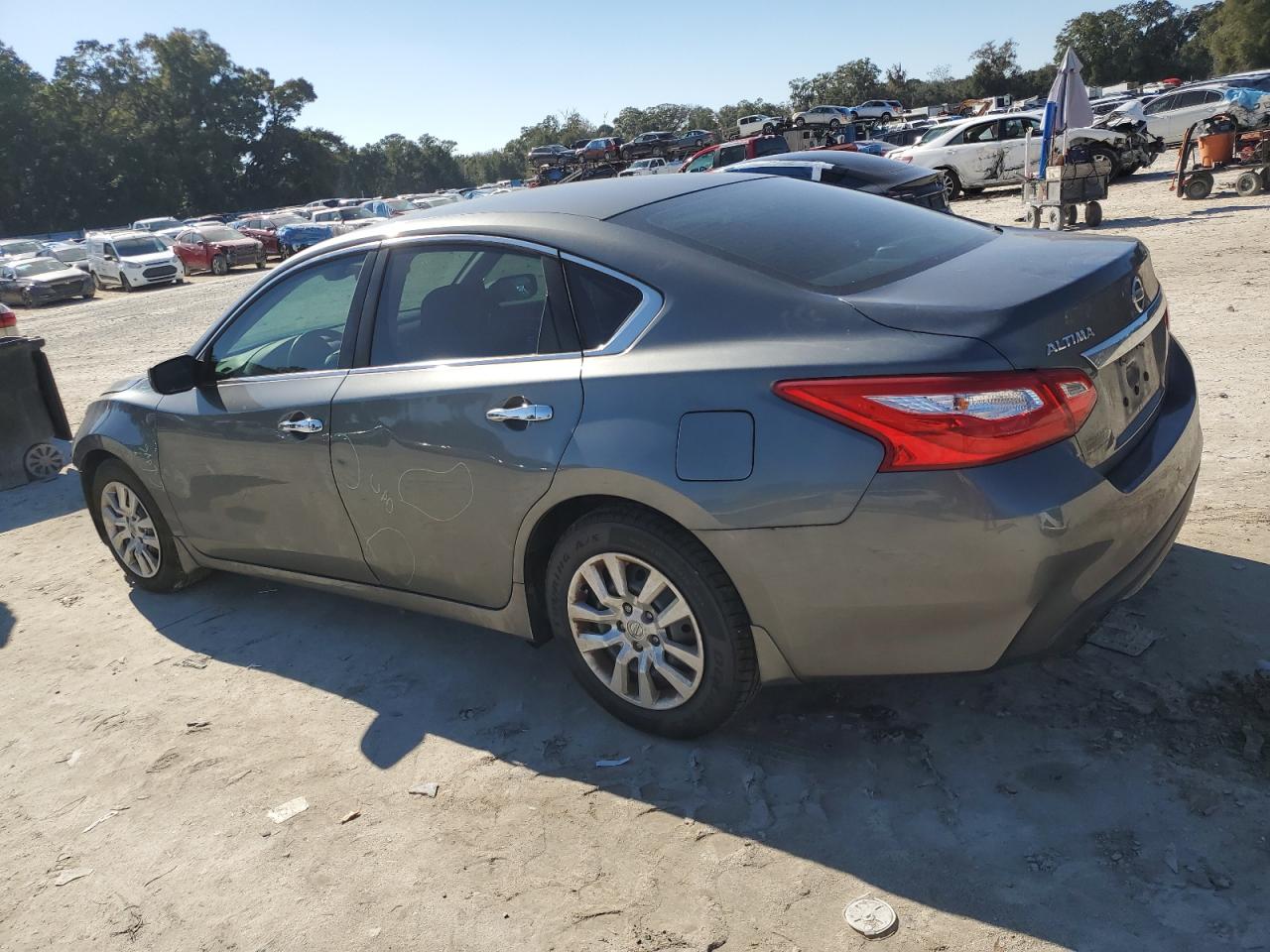 1N4AL3AP2HC226503 2017 NISSAN ALTIMA - Image 2