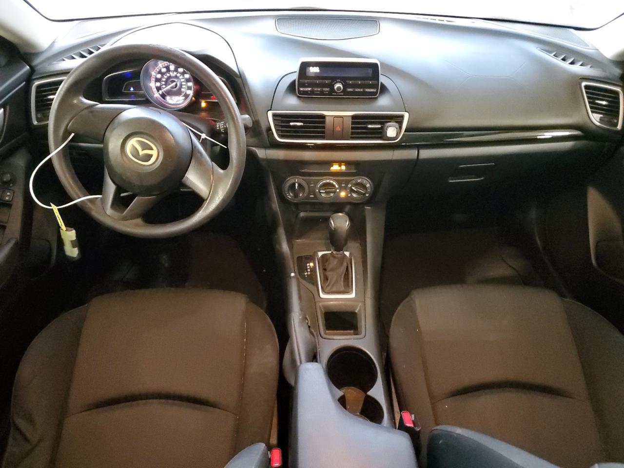 2015 Mazda 3 - Image 8