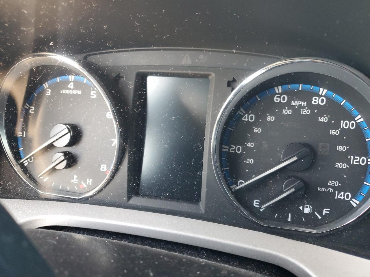 2016 Toyota RAV 4 - Image 9
