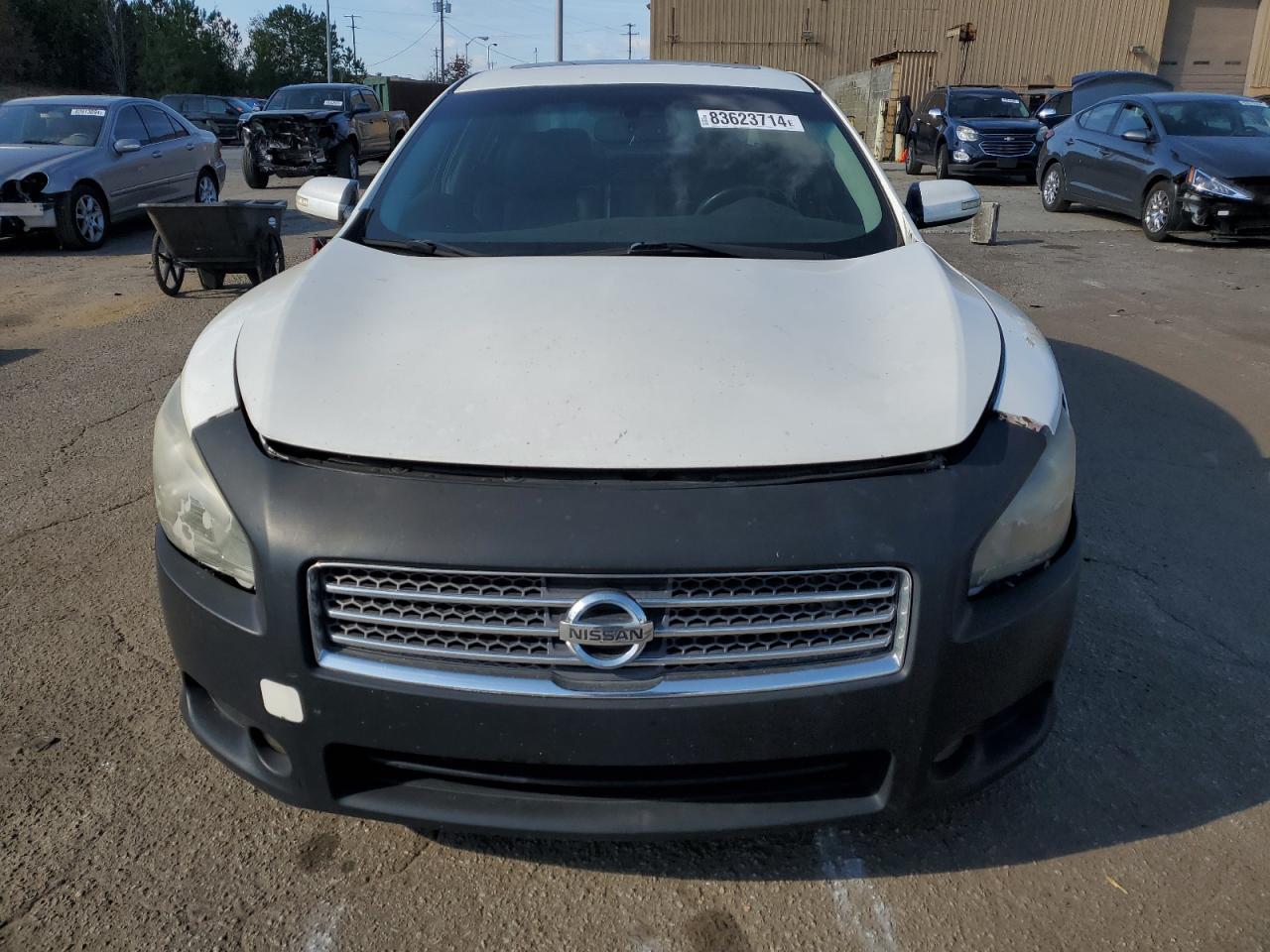 2009 Nissan Maxima - Image 5