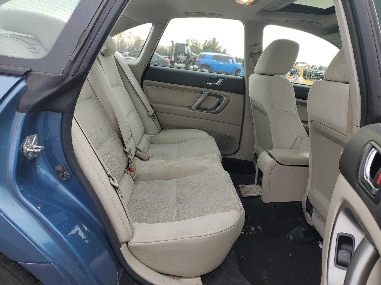 2009 Subaru Legacy - Image 10