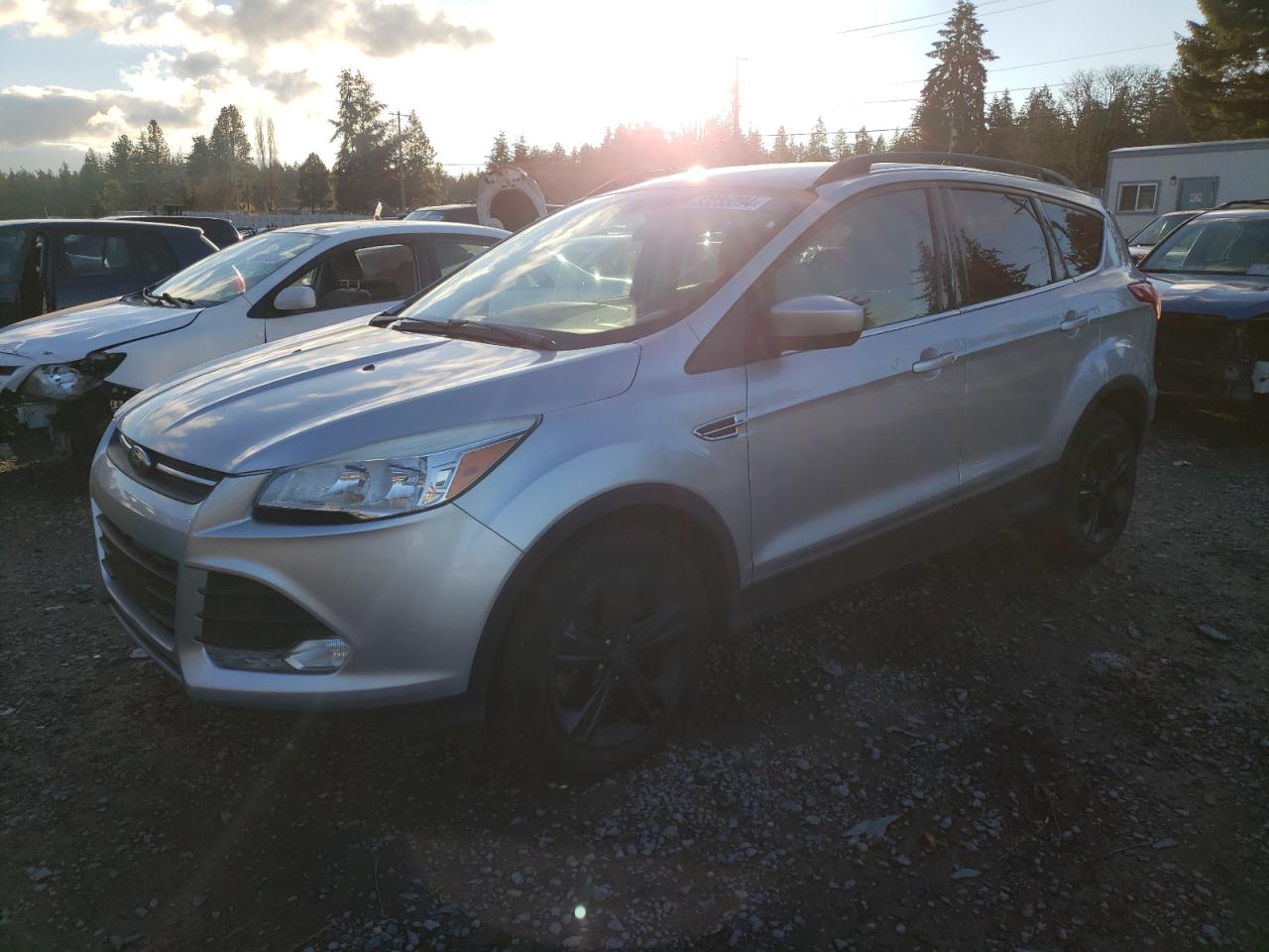 VIN 1FMCU0G98FUC05505 2015 FORD ESCAPE no.1