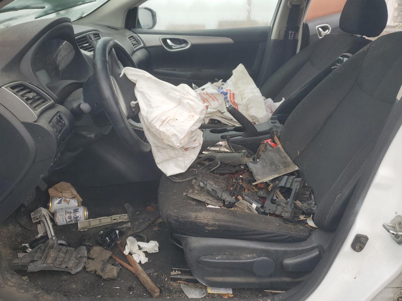 2013 Nissan Sentra - Image 7