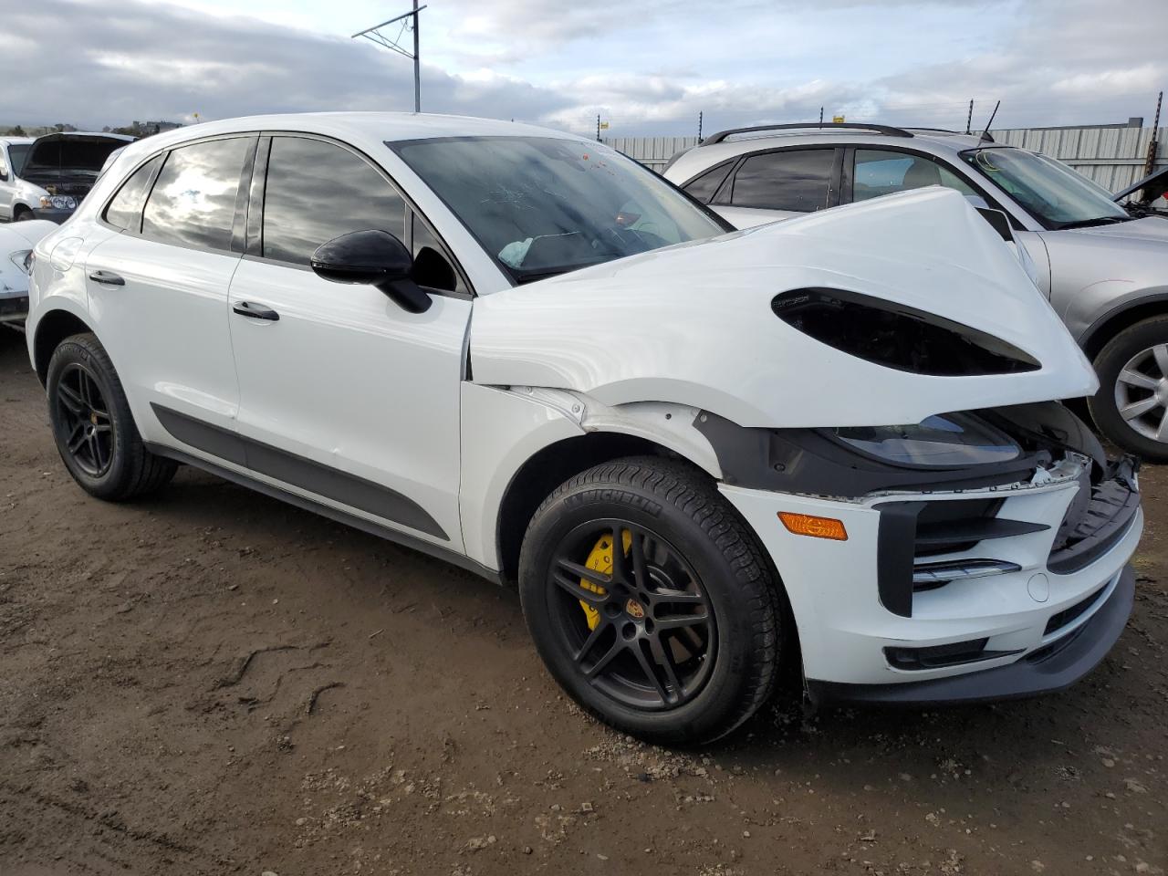 VIN WP1AA2A58MLB08599 2021 PORSCHE MACAN no.4