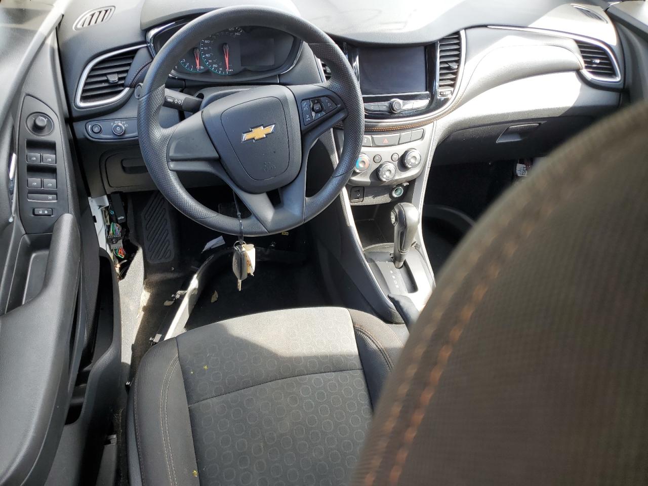 2020 Chevrolet Trax - Image 8