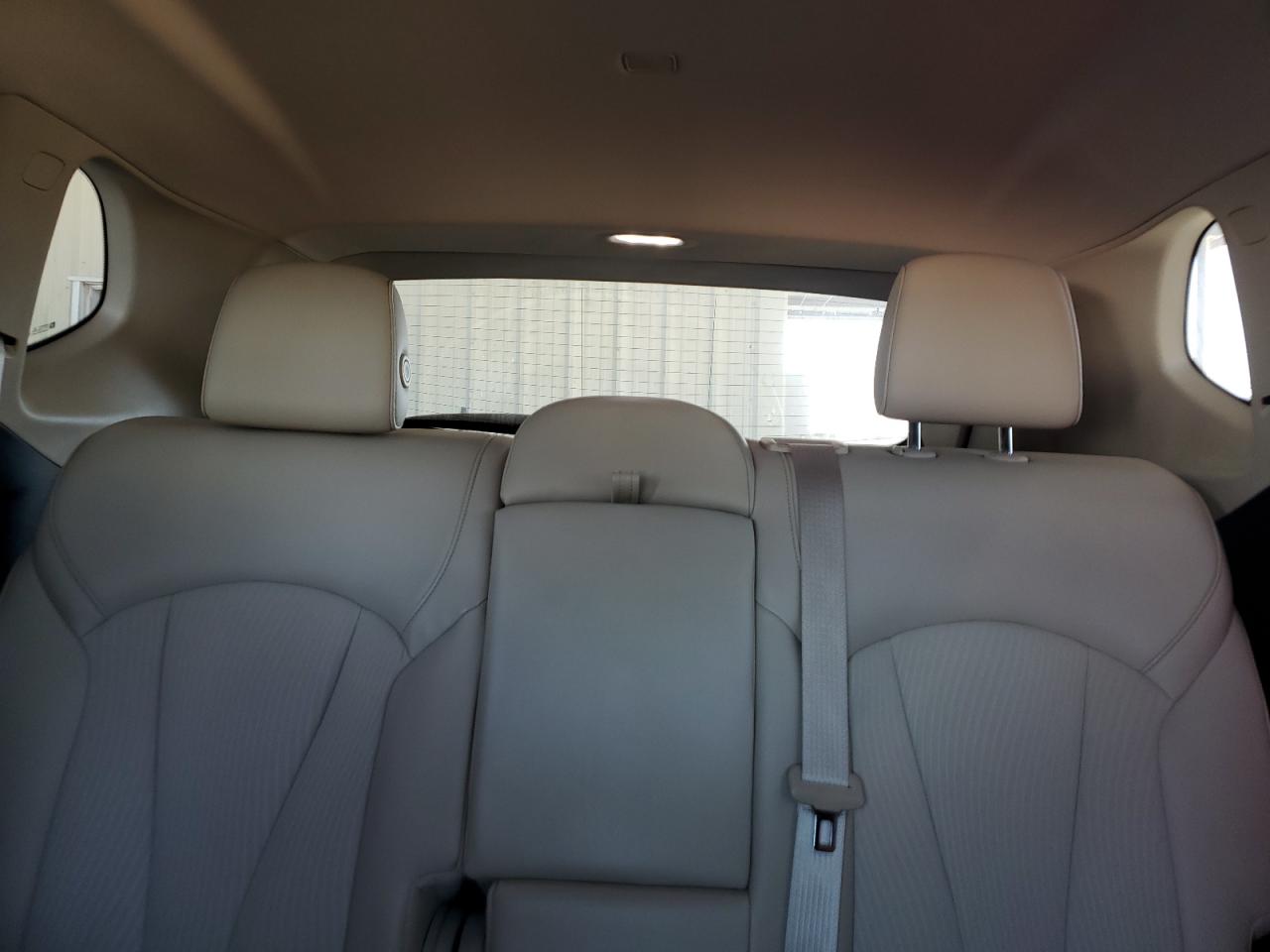 2017 Buick Envision - Image 10
