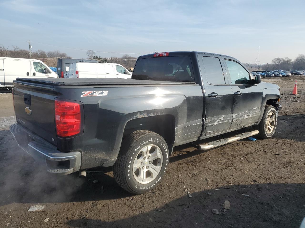 2015 Chevrolet Silverado - Image 3