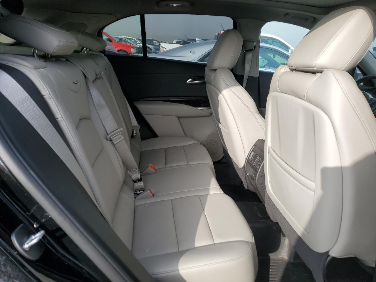 2021 Cadillac XT4 - Image 11