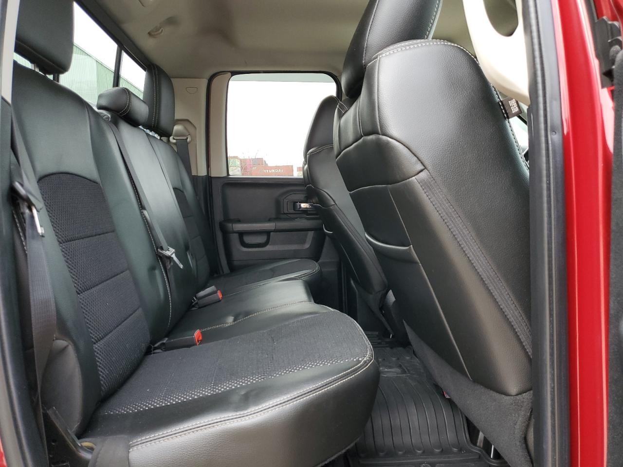2015 RAM 1500 - Image 10
